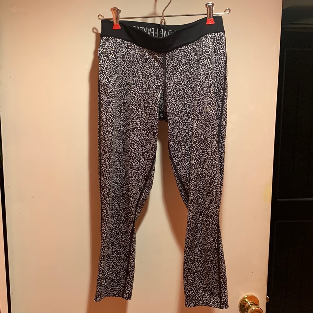 Nike workout capri legging